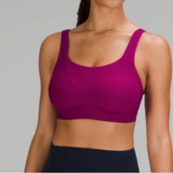 Lululemon Sports Bra - Picture 1 of 3